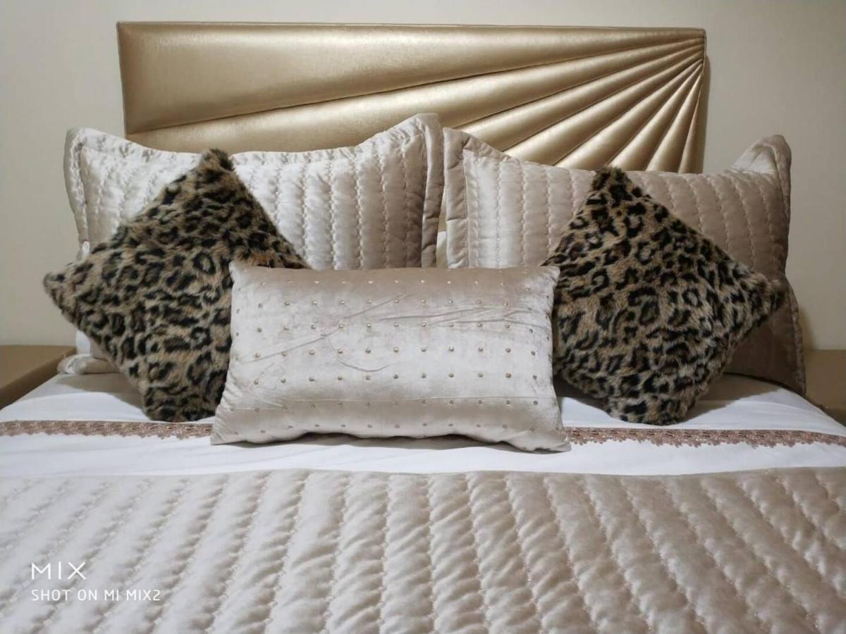 New Luxury Apartment, 3 Bed, 7Mins To Beach - Aida タンジェ エクステリア 写真